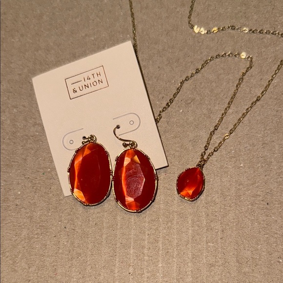 14th & Union Gold and Coral pink Jewelry Set - Picture 2 of 2
